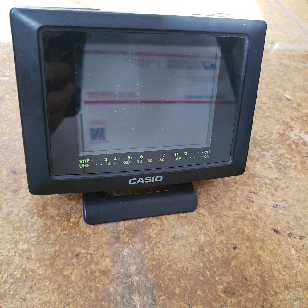 Vintage Casio portable TV - Picture 4 of 6